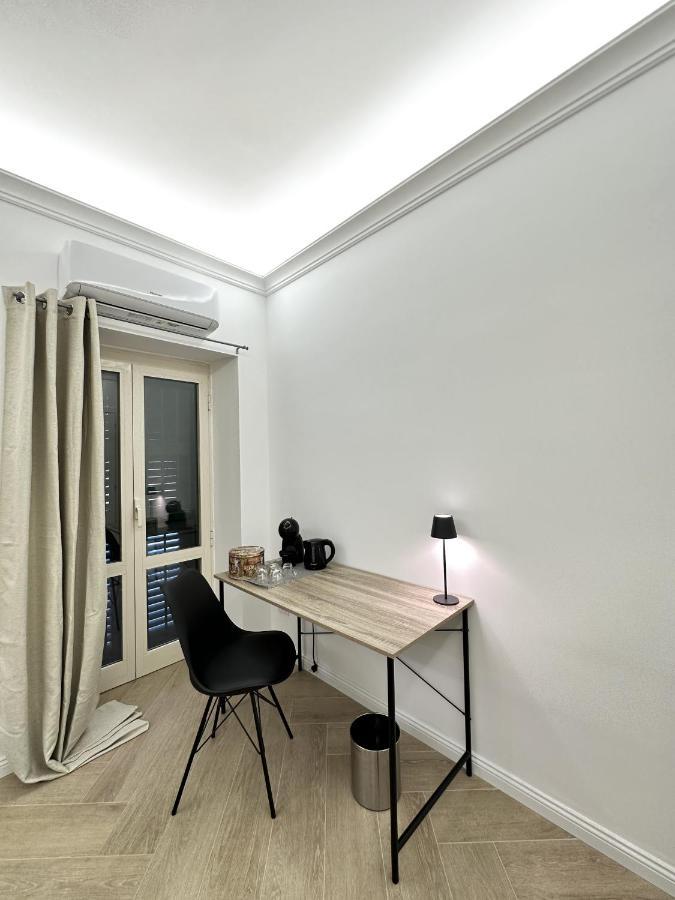 Vicki Vomero Rooms - Napoli 外观 照片